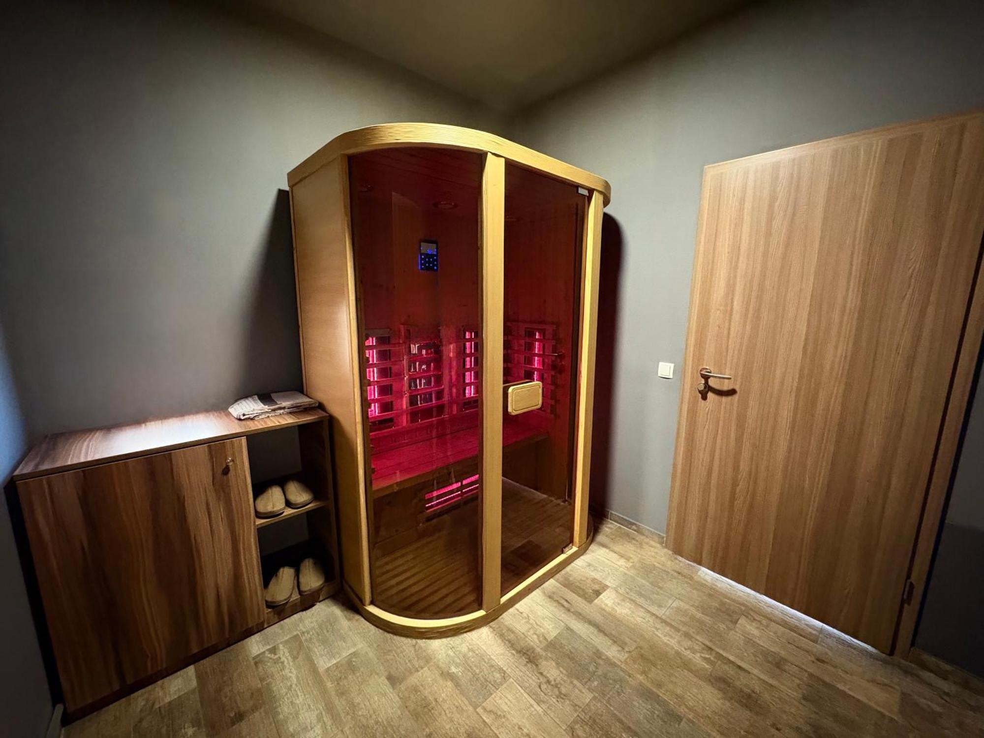 פריזאי Hotel Europa 92 מראה חיצוני תמונה