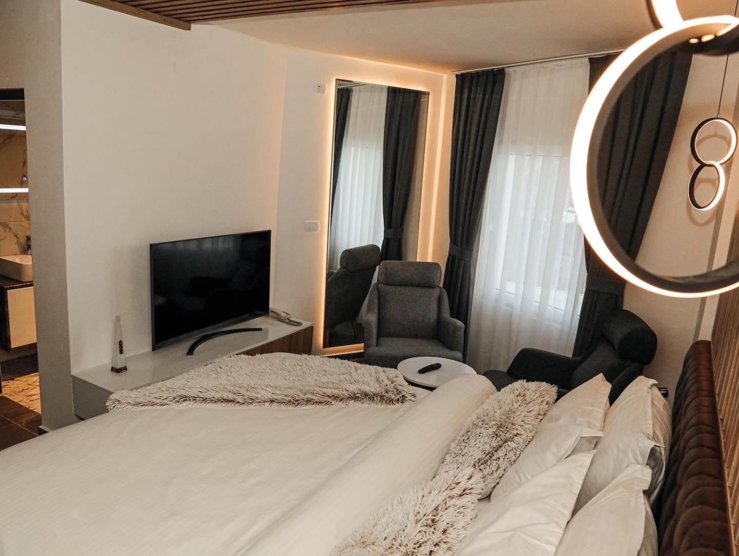 פריזאי Hotel Europa 92 מראה חיצוני תמונה