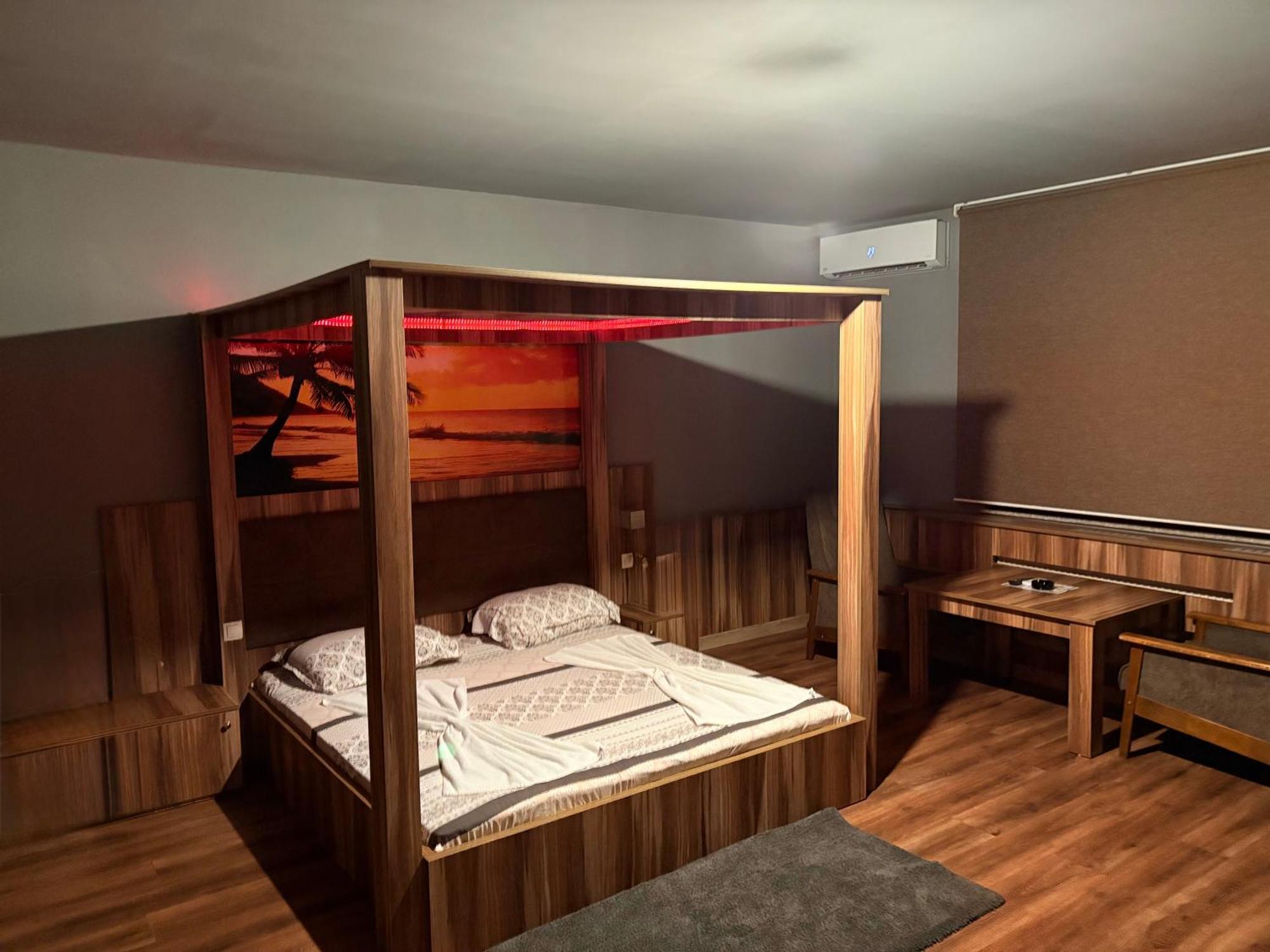 פריזאי Hotel Europa 92 מראה חיצוני תמונה
