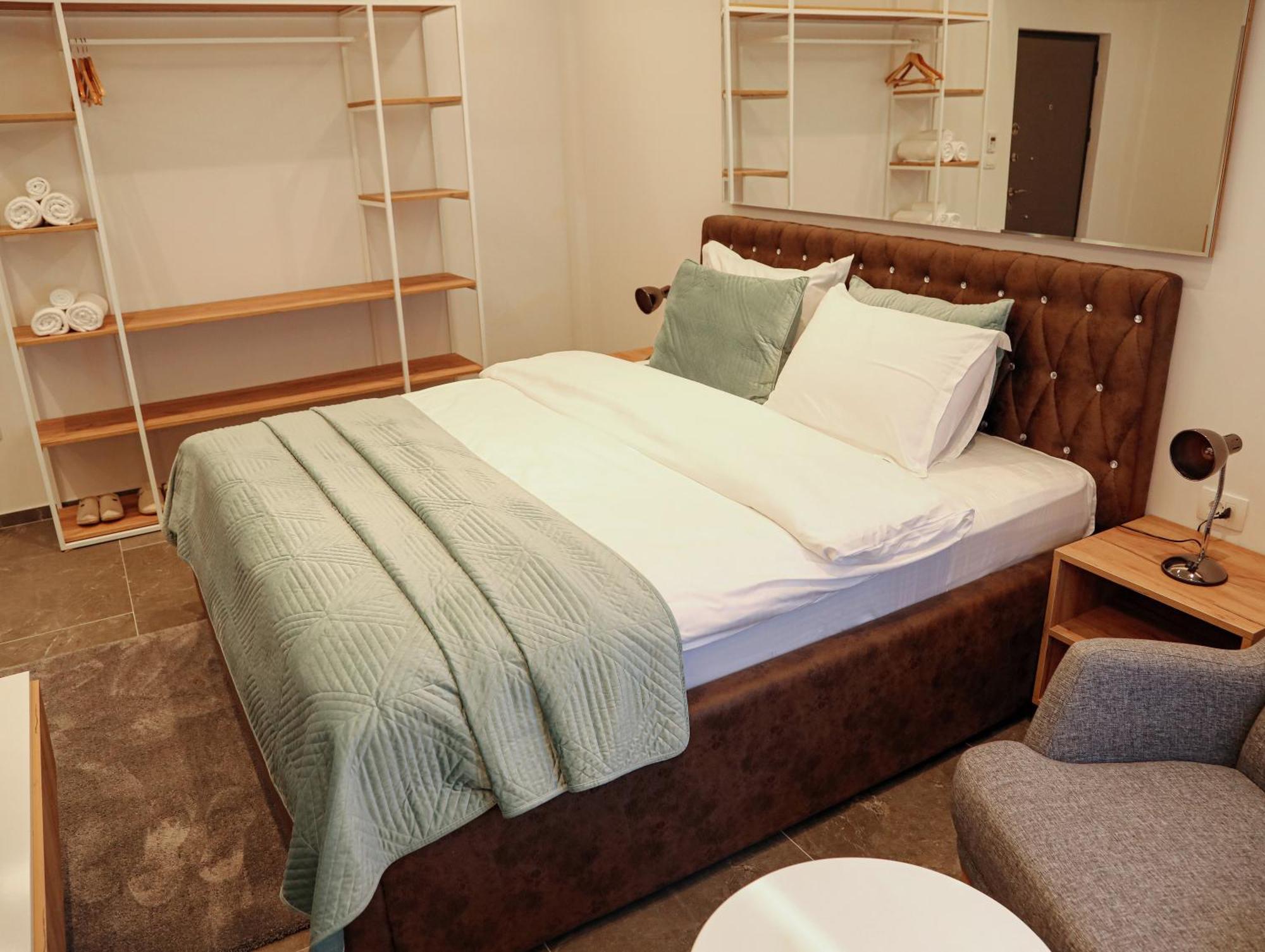 פריזאי Hotel Europa 92 מראה חיצוני תמונה